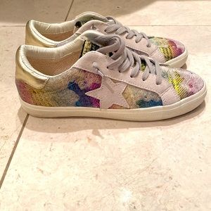 NEW without box. Vintage Havana Runyan Sneakers. Size 7